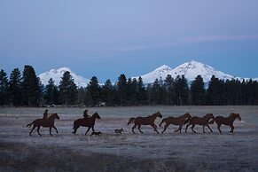 GrandStay Hotel & Suites