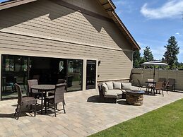 GrandStay Hotel & Suites