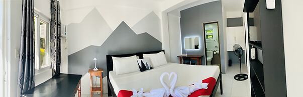 Dive Batanes Lodge and Restaurant