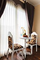 Senses Central Hotel