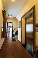 Senses Central Hotel