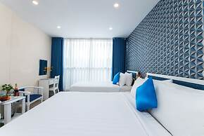 Senses Central Hotel