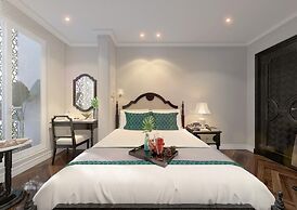 Senses Central Hotel