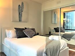 ReadySet Apartments City Tower