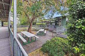 Victoria Accommodation Village