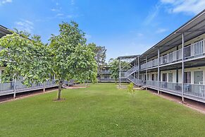 Victoria Accommodation Village