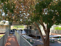 Victoria Accommodation Village