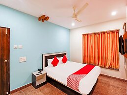 Capital O 23543 Hotel Vaishnavi