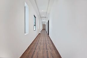 Capital O 30351 S B Excellency