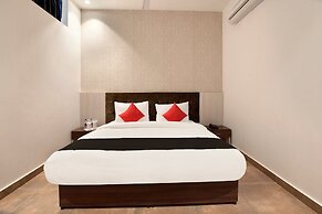 Capital O 30351 S B Excellency