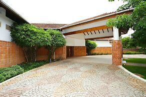 Capital O 29855 Island Inn