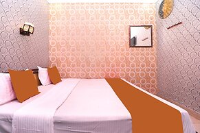 SPOT ON 29647 Hotel Heaven