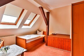 Hotel & Pension Villa Camenz