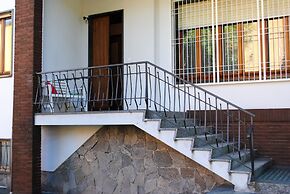 Bnbook - Garden View Villa