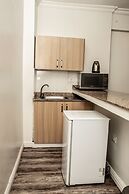 Maroko Bayshore Suites