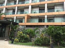 Maroko Bayshore Suites