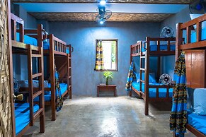 Sinag Hostel - Adults Only