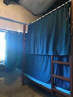 Sinag Hostel - Adults Only