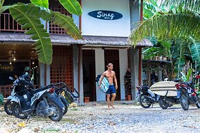 Sinag Hostel - Adults Only