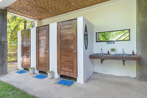 Sinag Hostel - Adults Only