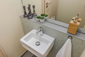 Luxury Center APT by Michal&Friends