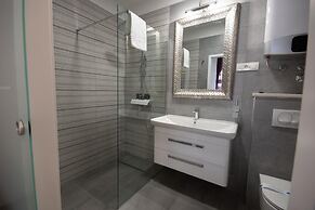 Center Luxury Rooms 1