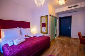 Center Luxury Rooms 1