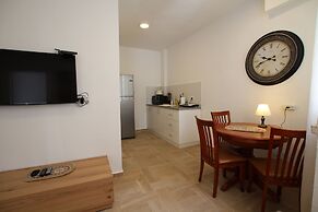 Arendalzrail Apartments - Balfour St. 61