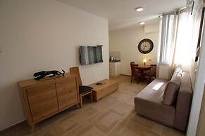 Arendalzrail Apartments - Balfour St. 61