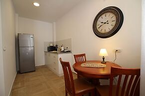 Arendalzrail Apartments - Balfour St. 61