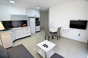 Arendalzrail Apartment - Balfour 35