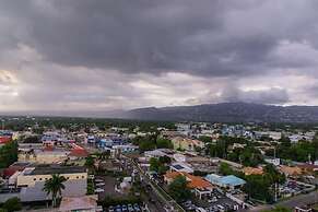 Ultra Luxury Apartment at  20 South