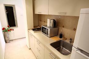 Arendalzrail Apartments Rothschild St.33