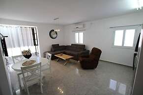 Arendalzrail Apartments Khana Szenes St.