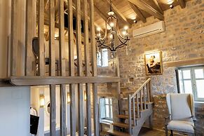 Akrolithi Guesthouse