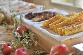 Akrolithi Guesthouse