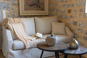 Akrolithi Guesthouse