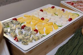 Akrolithi Guesthouse