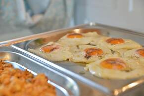 Akrolithi Guesthouse