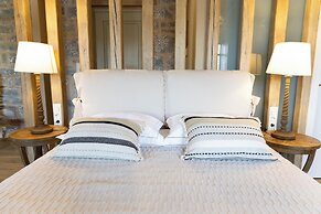 Akrolithi Guesthouse