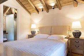 Akrolithi Guesthouse