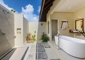 VARU by Atmosphere - All Inclusive with Free Transfers