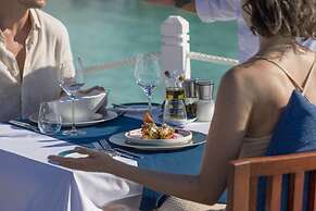 VARU by Atmosphere - All Inclusive with Free Transfers