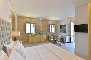 Akrolithi Boutique Hotel