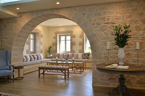 Akrolithi Boutique Hotel