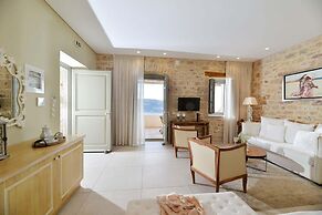 Akrolithi Boutique Hotel