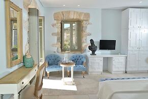 Akrolithi Boutique Hotel
