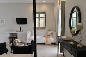 Akrolithi Boutique Hotel