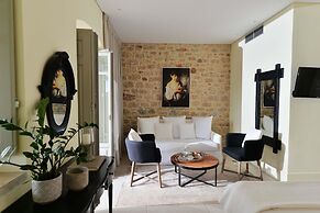 Akrolithi Boutique Hotel