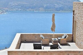 Akrolithi Boutique Hotel